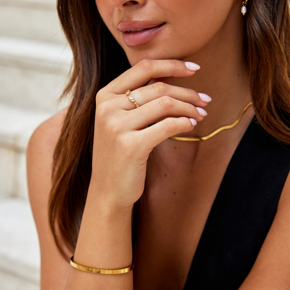 Peace - Crystal Gold Vine Ring