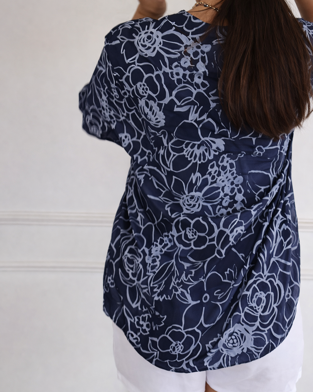 Avery | Chic Blouse with Pocket Detail