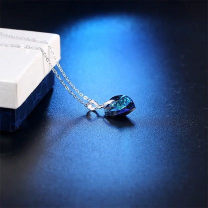 Luxurious Pearl Drop Necklace Set