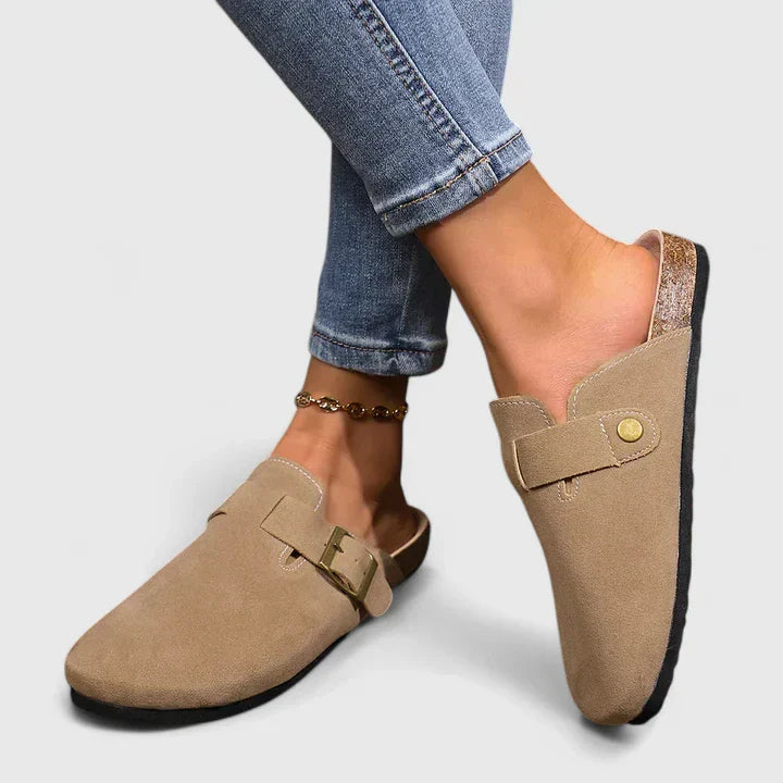 Katrien Walking Shoe