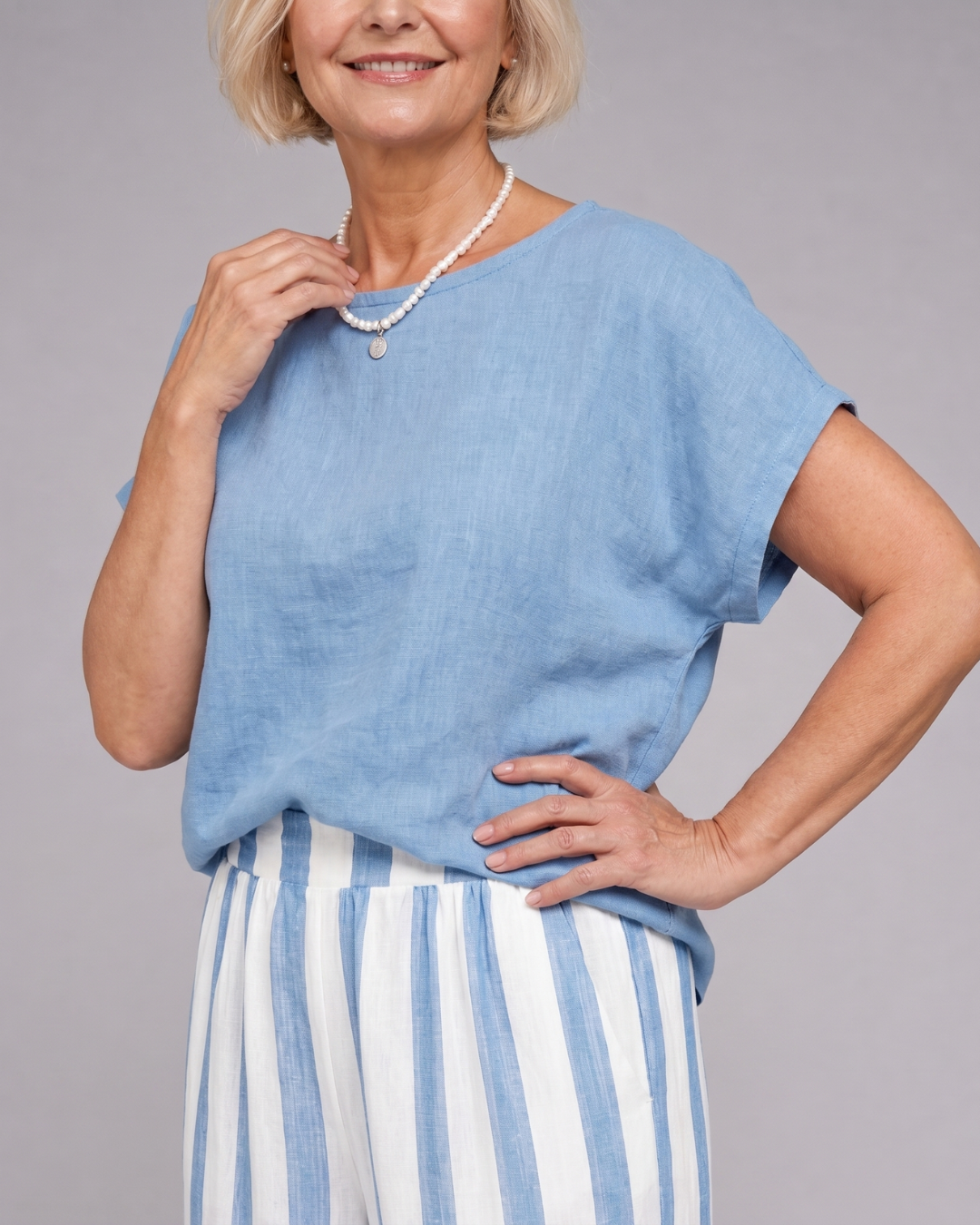 Miolna | Linen Blend Top with Striped Wide-Leg Trousers Set