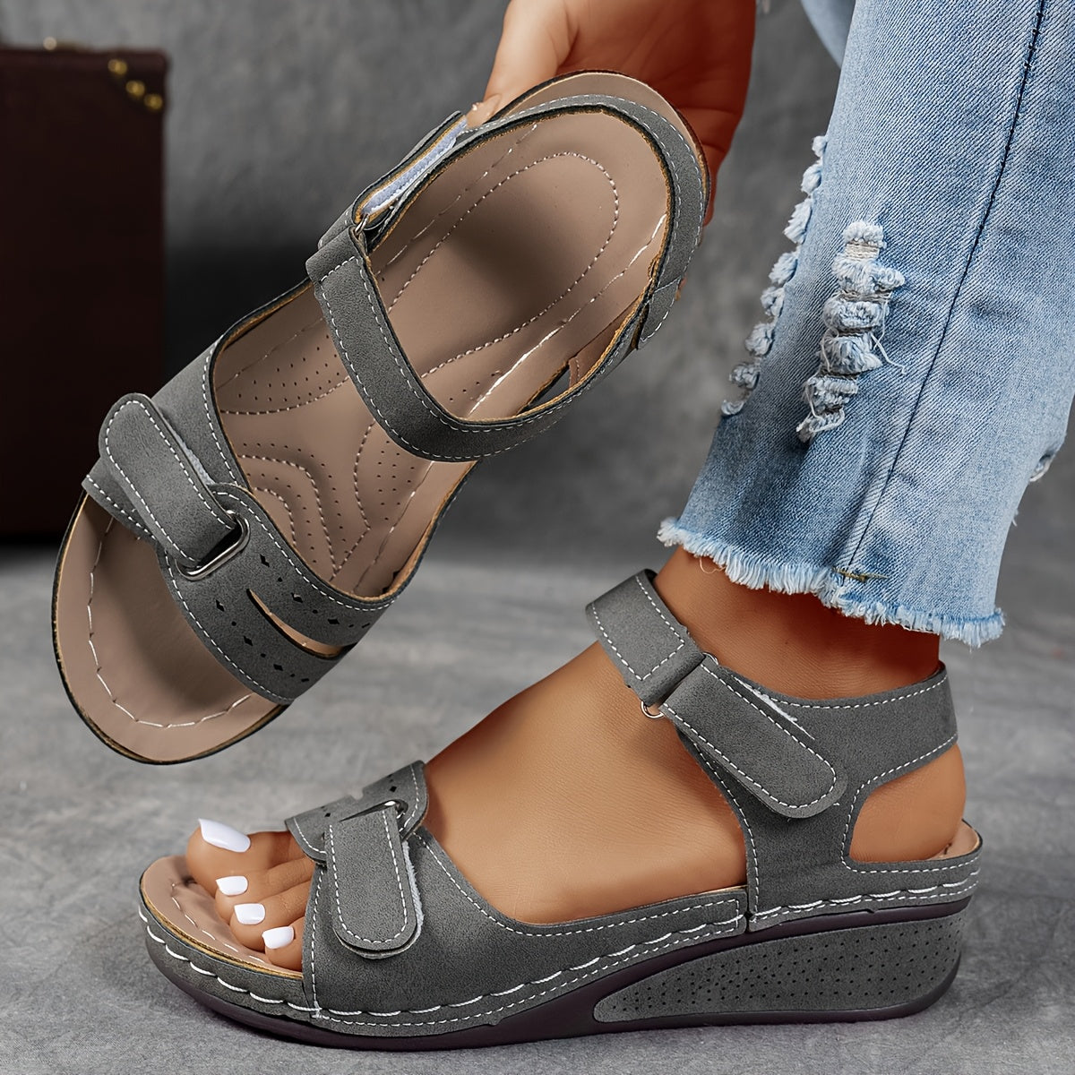 Célima Cozy Sandals