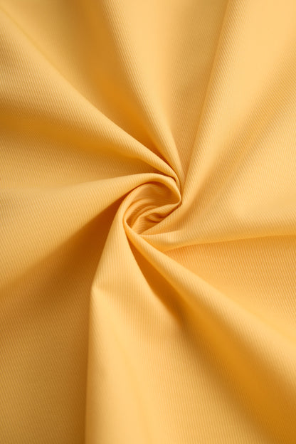 Stylish Sleeveless Halter Blouse with Neck Tie Detail