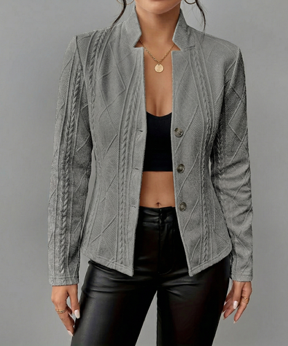 Avora | Chic blazer with elegant finishes