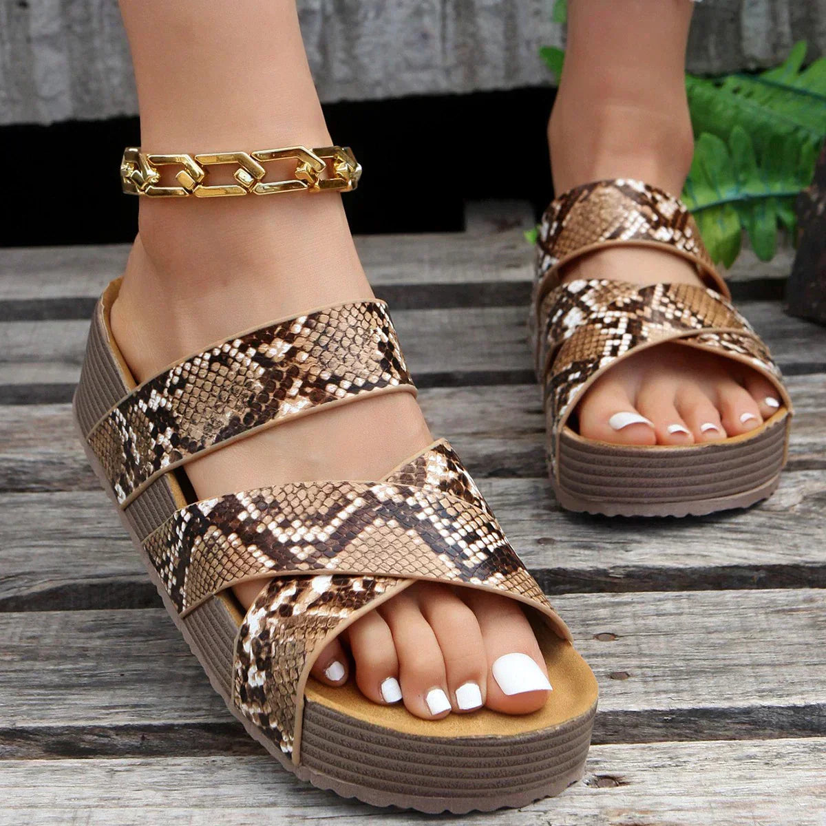 Chic Orthopedic Sandals