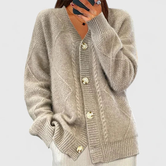 Solenyah | Comfortable Cardigan