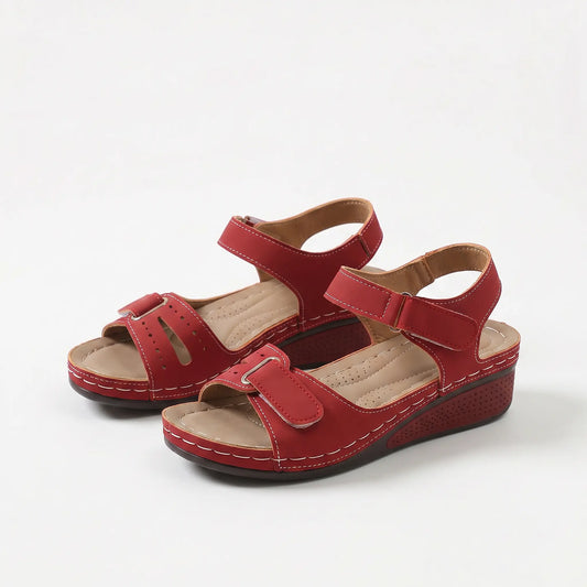 Célima Cozy Sandals