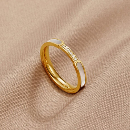 Unity - Pearl & Crystal Ring